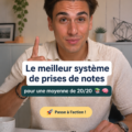 Un étudiant prenant des notes de manière organisée